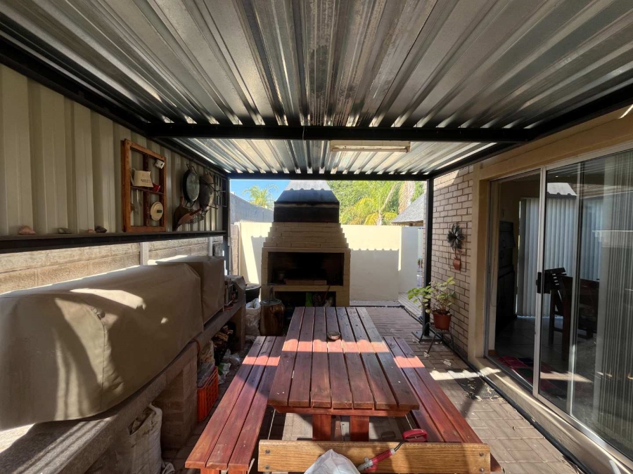 3 Bedroom Property for Sale in Keidebees Northern Cape